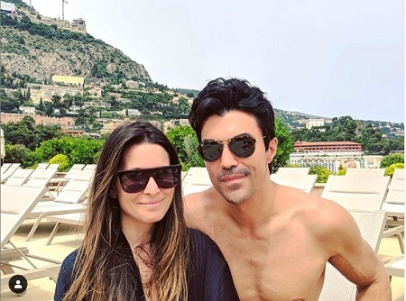 Nicole Garippo and Ian Anthony Dale fun at carlo bay hotel & resort,