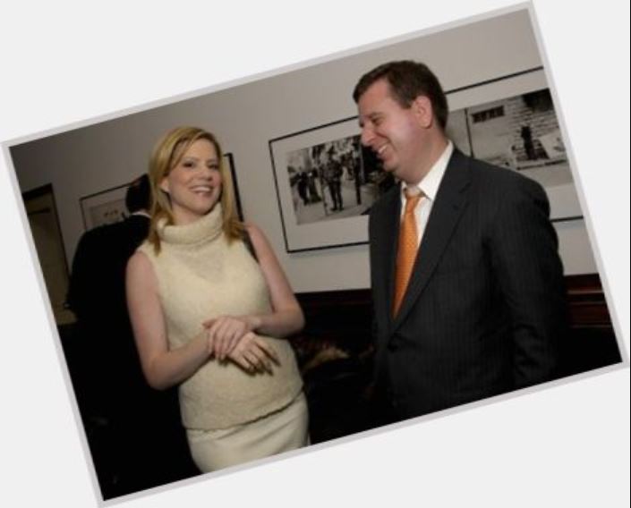 Photo of Marty Makary and his wife, Kirsten Powers together