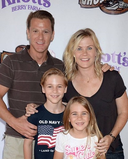 David Sanov Bio, Age, Height, Net Worth & Married Life