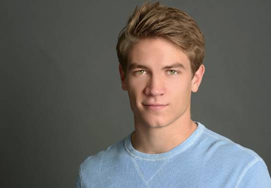 Lucas Adams Age, Height, Net Worth, Affairs, Girlfriend and Wiki