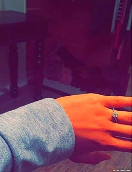 Taylor Giavasis her engement ring 