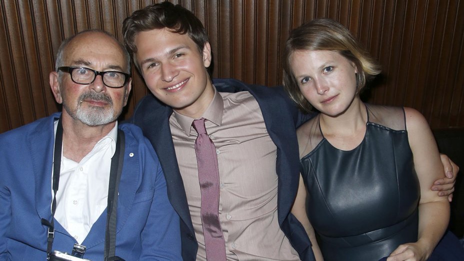 Ansel Elgort with his father and sister