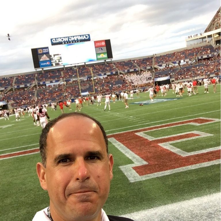 Marcus Lemonis Bio, Age, House, Net Worth, Wife & Married