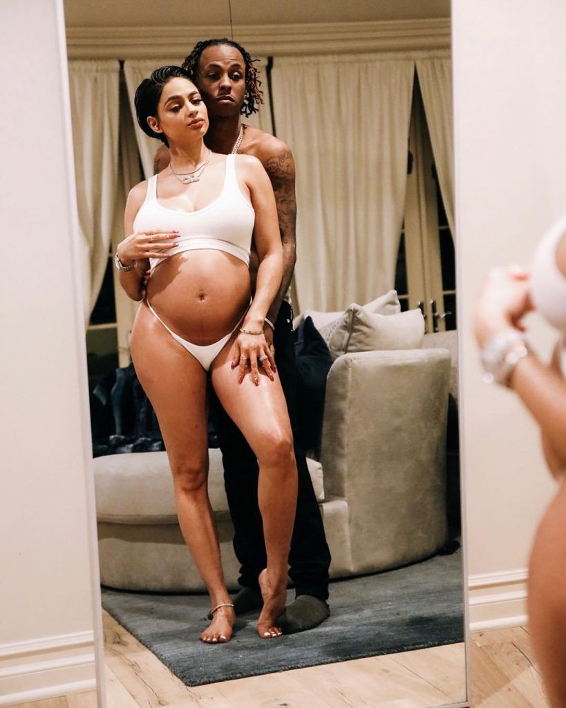 Tori's first pregnancy picture with her biyfriend, Rich The Kid