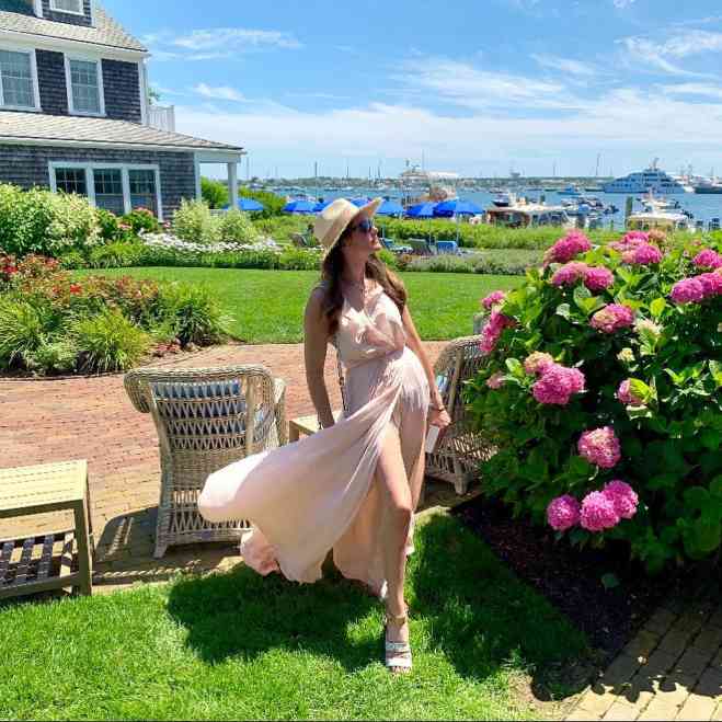 Kate Stoltz se bucură de timpul liber în vacanță în Nantucket, Massachusetts