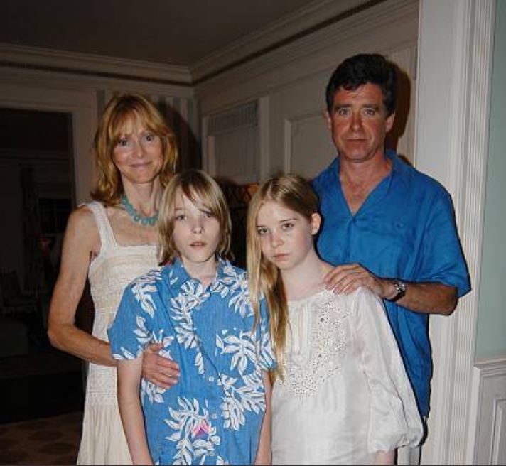 Jay McInerney with his wife and their twin kids.