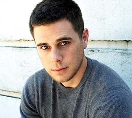 Jared Abrahamson Age, Bio, Net Worth, Married, Movies & Personal Life