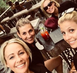 Laura Diakun spending a weekend with her friends in Mont Tremblant