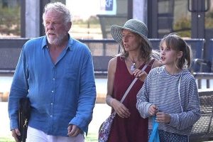 Sophie with her dad Nick and mother Cyntie.