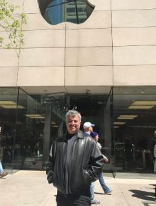 Eddy visits one of his friends at Apple Store in North Michigan