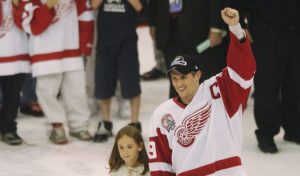 Steve Yzerman along with his daughter, Isabella