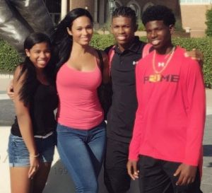 Pilar Sanders and her three children with Deion