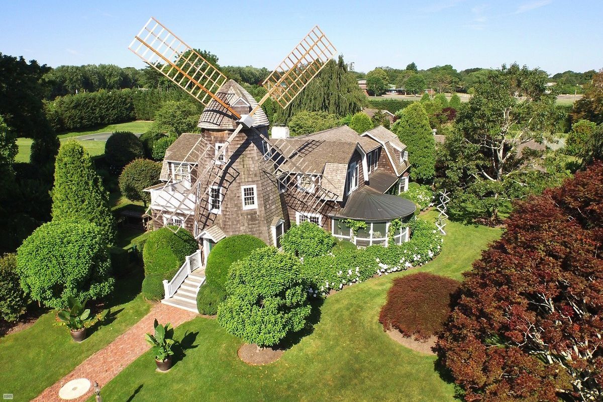 Robert Downey Jr's cottage in East Hampton