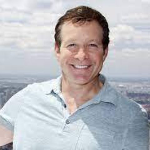 Steve Guttenberg