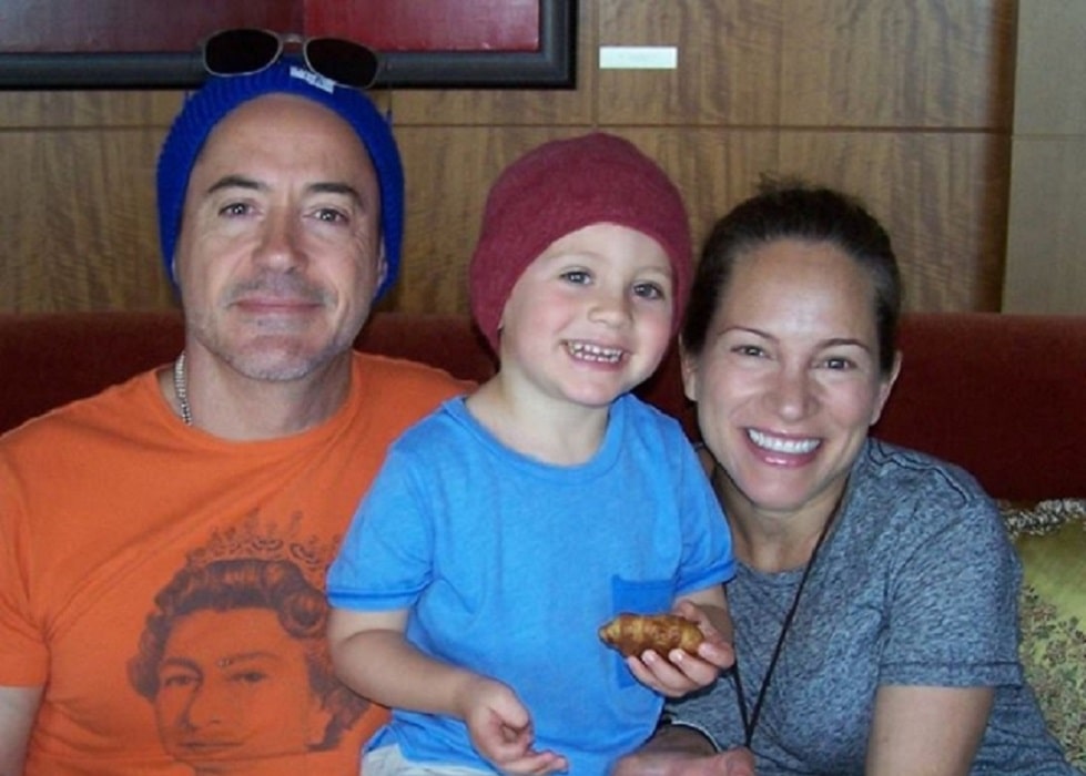 Avri Roel Downey and her parents