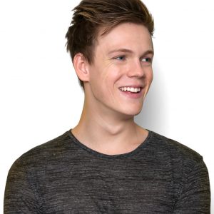 Alexa was once rumored to be dating Casper Lee.