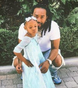 Icewear Vezzo with his daughter, Navy