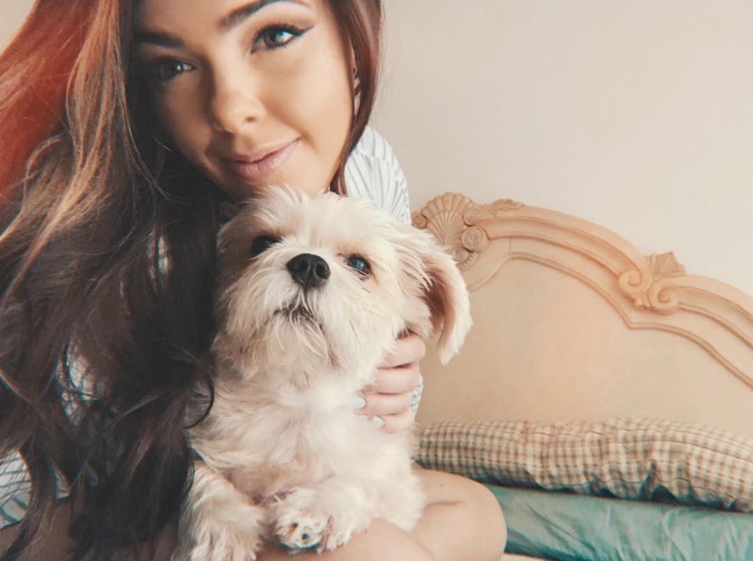 American Actress Miranda May is leading a single life: Net Worth.