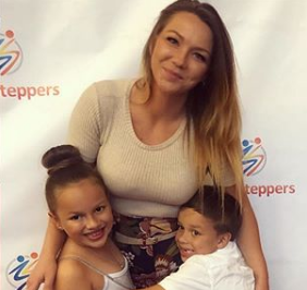 Dancer and influencer Rubia Garcia with her son and daughter