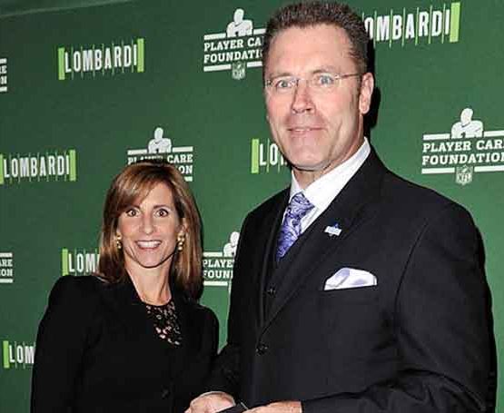 Howie Long with his wife