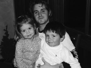 Carys took a picture with her siblings during her early years