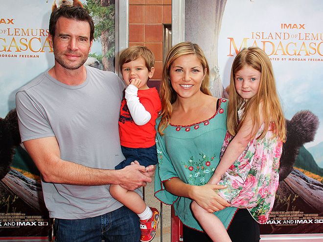Scott Foley with his family