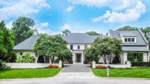 House of Bill and Veronica on North Raleigh sold in price $1, 845,000.