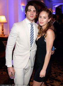 Dylan took a picture with her former boyfriend Steven R. McQueen