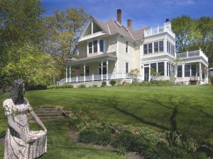 Samuel used to live with his parents in Stillwater, Minnesota house until 2008.