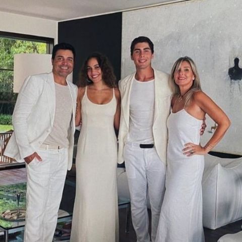 Marilisa Maronesse lives a luxurious family with her family
